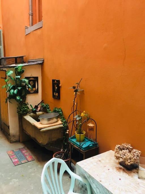 Loft D Artistes Avec Patio Au Port De Nicea Zewnętrze zdjęcie